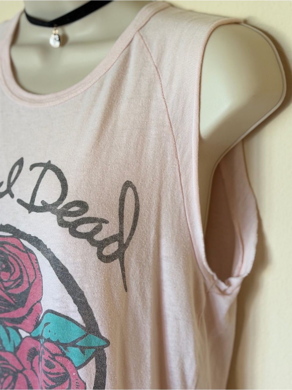 Small Junk Food Grateful Dead Light Pink Rose Graphic Tank Top - Picture 9 of 14